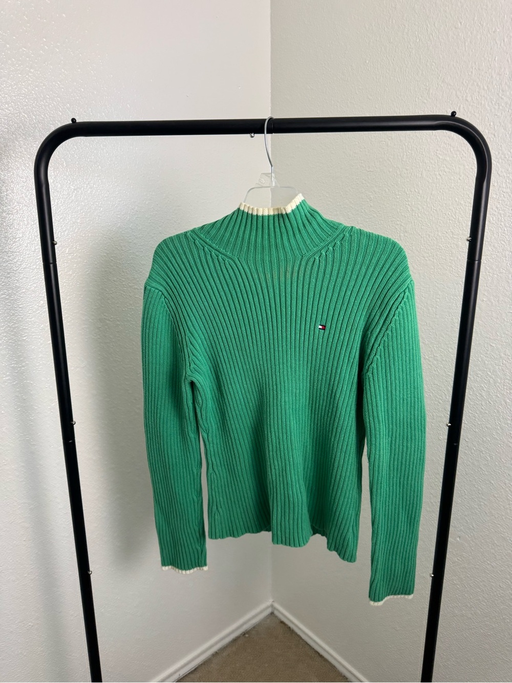 Vintage Tommy Hilfiger Green Ribbed Mock Neck Sweater with Cream Trim